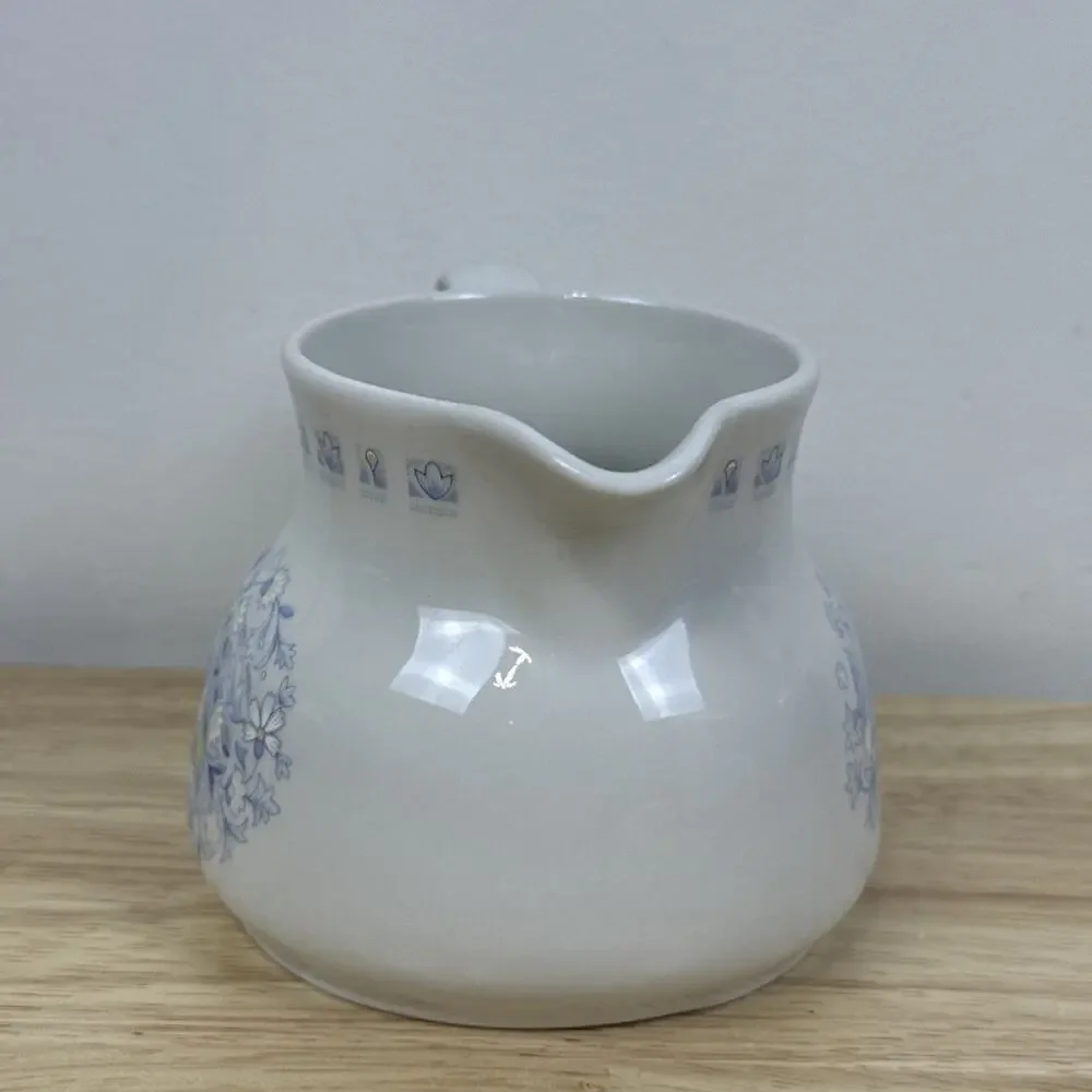 CRAWFORD by Royal Doulton Creamer 3” Made In England Discontinued Piece